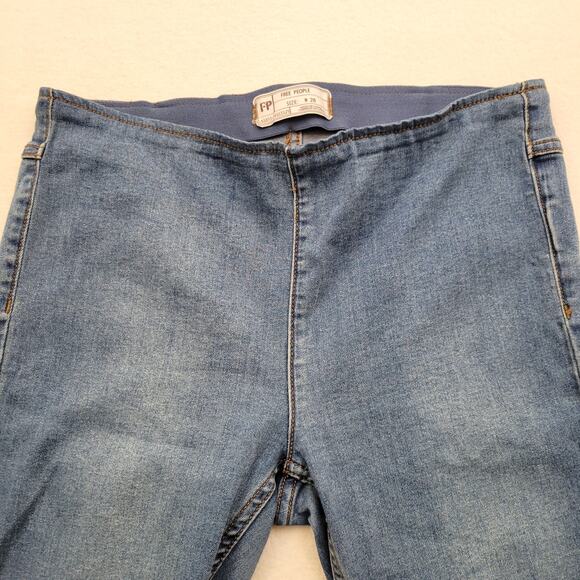 Free People Jeans Women's 28 Blue Pull On Mid Rise Flare Festival Boho Hippie - Picture 4 of 9